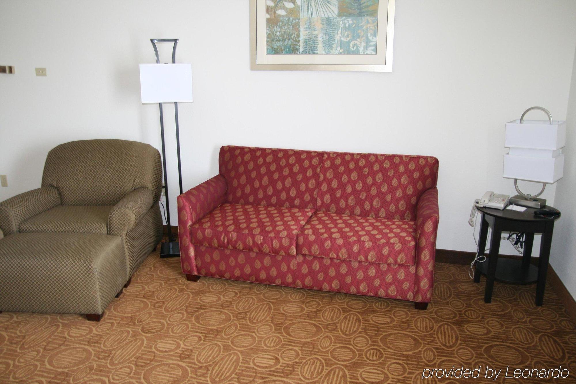 Comfort Inn & Suites Толедо Номер фото